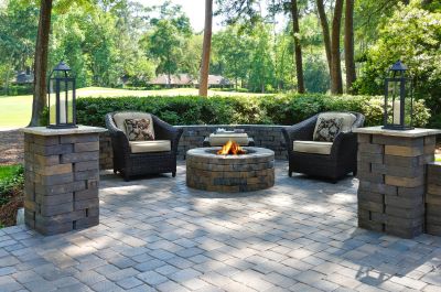 Paver Patio with Integrated Seating